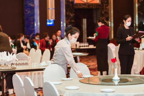2020年滬浙兩地餐飲服務行業折花擺臺技能邀請賽在奉圓滿落幕